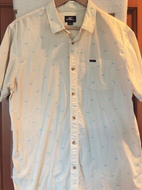 O'Neill Men’s Cream Short-Sleeve Button-Down Shirt with Light Blue Micro Print